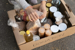 volunteer food box close up